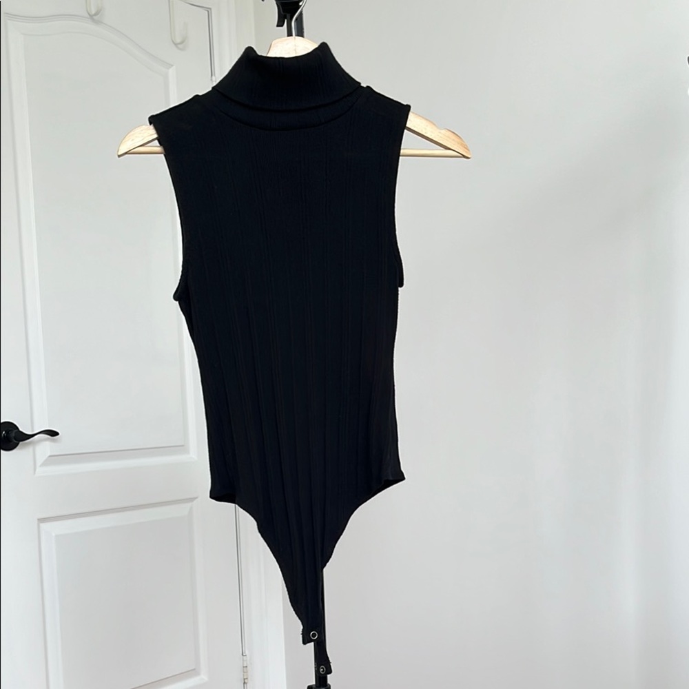 American eagle ribbed cotton black turtleneck sleeveless bodysuit size s